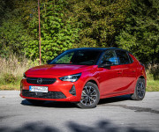 Opel Corsa 1.2 Turbo S&S GS Line, 1. Majiteľ, Nelakované