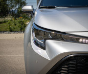 Toyota Corolla Combi TS 1.8 Hybrid e-CVT Comfort Tech Style Happy Edition