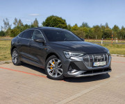 Audi E-tron 55 quattro S line