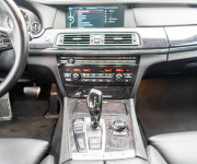 BMW Rad 7 740d