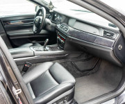 BMW Rad 7 740d
