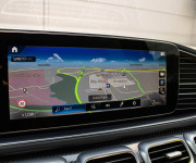 Mercedes-Benz GLS 63S 7m, Akrapovič, Fólia, Keramické brzdy, Soft Close, Masáž