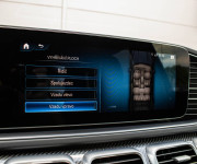 Mercedes-Benz GLS 63S 7m, Akrapovič, Fólia, Keramické brzdy, Soft Close, Masáž
