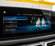 Mercedes-Benz GLS 63S 7m, Akrapovič, Fólia, Keramické brzdy, Soft Close, Masáž