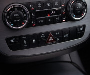 350 CDI 4Matic 7 miestne, vzduch, kamera, po rozvodoch, Strešné okno, DPH