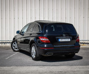 R 350 CDI 4Matic 7 miestne, vzduch, kamera, po rozvodoch, Strešné okno, DPH