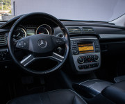 R 350 CDI 4Matic 7 miestne, vzduch, kamera, po rozvodoch, Strešné okno, DPH