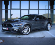 Ford Mustang 5.0 GT V8, EU verzia / Nebúraný