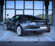Ford Mustang 5.0 GT V8, EU verzia / Nebúraný