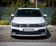 Volkswagen Tiguan 2.0 TDI 110kW R-line, Panoráma, Full Led, Virtual cockpit, ACC, Ťažné