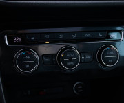 Volkswagen Tiguan 2.0 TDI 110kW R-line, Panoráma, Full Led, Virtual cockpit, ACC, Ťažné