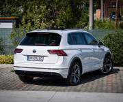 Volkswagen Tiguan 2.0 TDI 110kW R-line, Panoráma, Full Led, Virtual cockpit, ACC, Ťažné