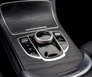 Mercedes-Benz GLC SUV 250 4Matic AT/9