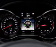 Mercedes-Benz GLC SUV 250 4Matic AT/9