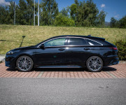 Kia ProCeed 1.5 T-GDi 7DCT GT-Line Premium, JBL, Kamera, Navi, 1.majiteľ, nelakované