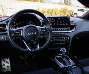 Kia ProCeed 1.5 T-GDi 7DCT GT-Line Premium, JBL, Kamera, Navi, 1.majiteľ, nelakované