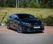 Kia ProCeed 1.5 T-GDi 7DCT GT-Line Premium, JBL, Kamera, Navi, 1.majiteľ, nelakované