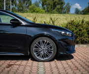Kia ProCeed 1.5 T-GDi 7DCT GT-Line Premium, JBL, Kamera, Navi, 1.majiteľ, nelakované