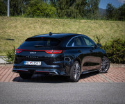 Kia ProCeed 1.5 T-GDi 7DCT GT-Line Premium, JBL, Kamera, Navi, 1.majiteľ, nelakované