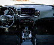 KIA ProCeed 1.5 T-GDi 7DCT GT-Line Premium, JBL, Kamera, Navi, 1.majiteľ, nelakované