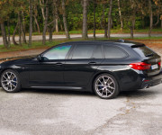 BMW Rad 5 530d xDrive A/T