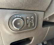 Opel Corsa -E