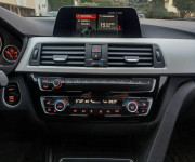 BMW Rad 3 Touring 318d A/T