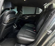 BMW Rad 7 740d xDrive A/T