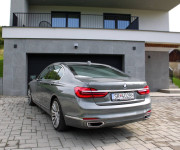 BMW Rad 7 740d xDrive A/T
