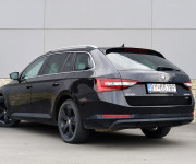 Škoda Superb Combi 2.0 TDI 4x4 DSG 140kW Elegance