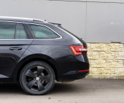 Škoda Superb Combi 2.0 TDI 4x4 DSG 140kW Elegance