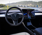 Tesla Model 3 Long Range 4x4 Premium Sound, Biely interiér, odpočet DPH