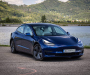 Tesla Model 3 Long Range 4x4 Premium Sound, Biely interiér, odpočet DPH