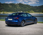 Tesla Model 3 Long Range 4x4 Premium Sound, Biely interiér, odpočet DPH