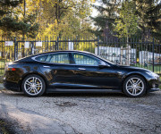 Tesla Model S 70d AWD, Free supercharger, CCS 2 adaptér, po servise