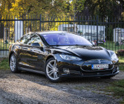 Tesla Model S 70d AWD, Free supercharger, CCS 2 adaptér, po servise