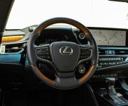 Lexus ES ES300H Prestige Top