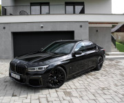BMW Rad 7 750i xDrive A/T