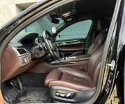 BMW Rad 7 750i xDrive A/T