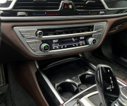 BMW Rad 7 750i xDrive A/T