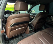 BMW Rad 7 750i xDrive A/T