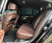 BMW Rad 7 750i xDrive A/T