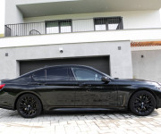 BMW Rad 7 750i xDrive A/T