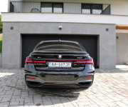 BMW Rad 7 750i xDrive A/T