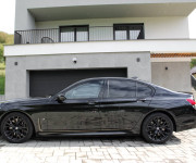 BMW Rad 7 750i xDrive A/T