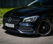 Mercedes-Benz CLA Kupé 180 AMG Line, Slovenské, Night package, Keylles, Apple car play, Kamera