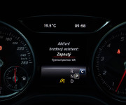 Mercedes-Benz CLA Kupé 180 AMG Line, Slovenské, Night package, Keylles, Apple car play, Kamera
