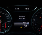 Mercedes-Benz CLA Kupé 180 AMG Line, Slovenské, Night package, Keylles, Apple car play, Kamera