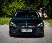 Mercedes-Benz CLA Kupé 180 AMG Line, Slovenské, Night package, Keylles, Apple car play, Kamera