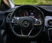 Mercedes-Benz CLA Kupé 180 AMG Line, Slovenské, Night package, Keylles, Apple car play, Kamera